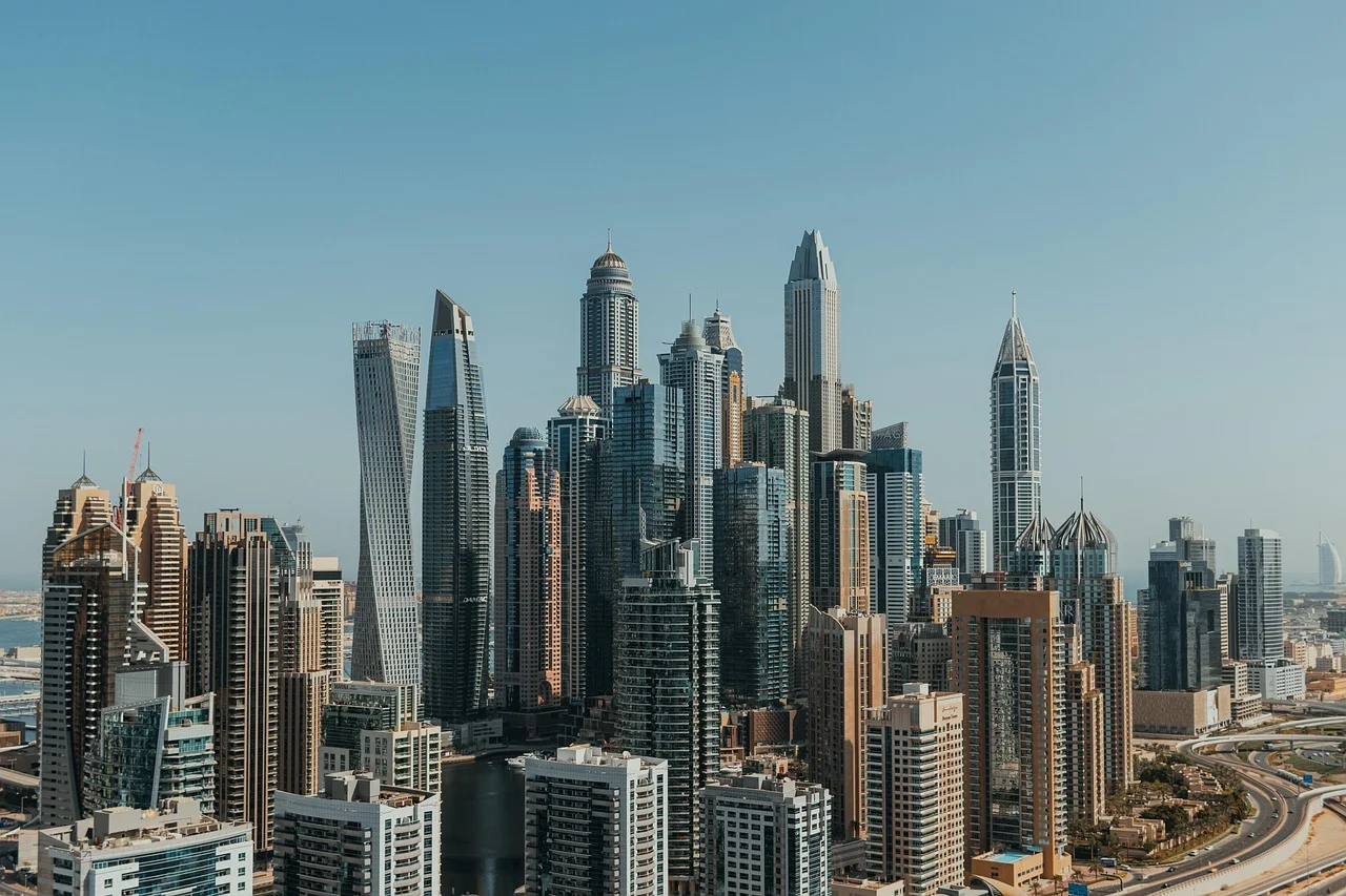 مطور عقاري